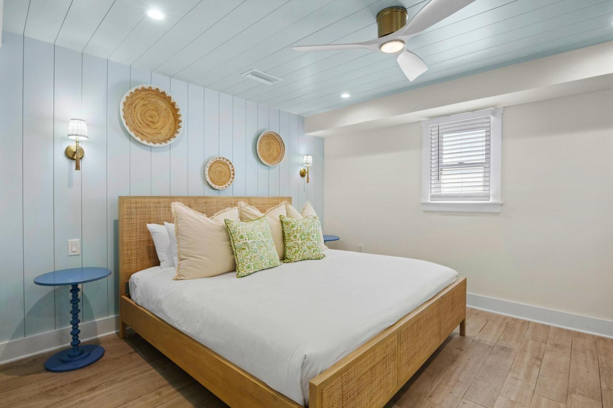 Tropical Breeze Resort Bee Ridge Exterior foto